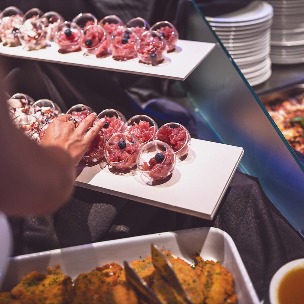 Offers Grand Buffet Experience Package