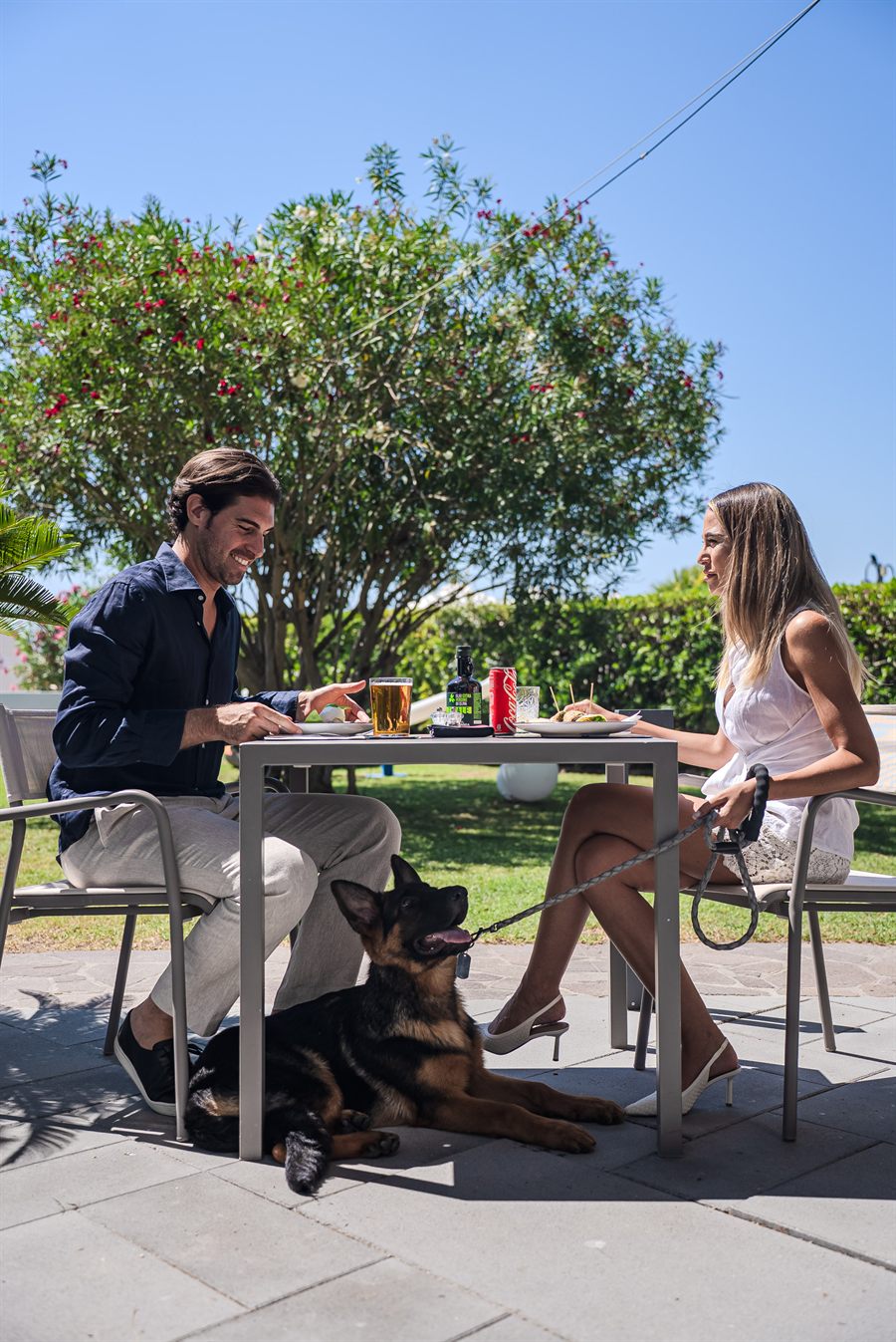 colazione e cena con il cane negli spazi esterni dell’hotel a Jesolo